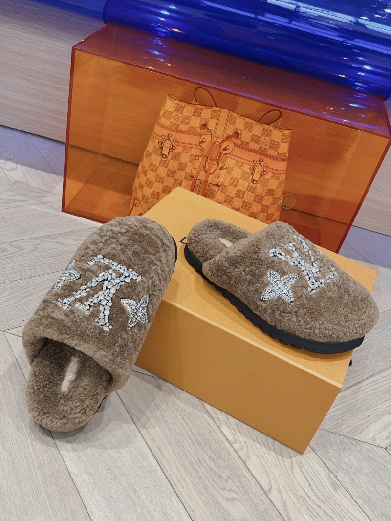 Louis Vuitton Slippers